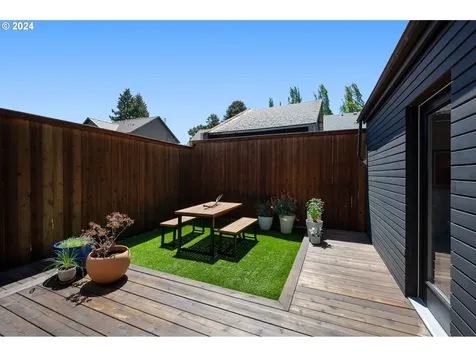 1534 N Watts Street Portland OR 97217