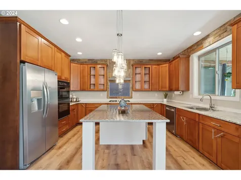 3301 NE Petticoat Lane Vancouver WA 98661