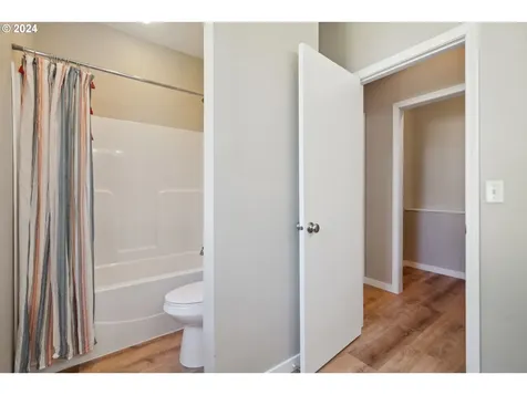 3301 NE Petticoat Lane Vancouver WA 98661