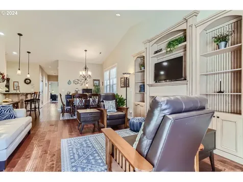 7011 NE 57th Street Vancouver WA 98661