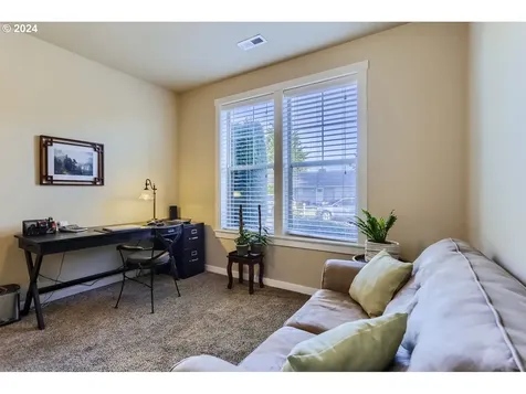 7011 NE 57th Street Vancouver WA 98661