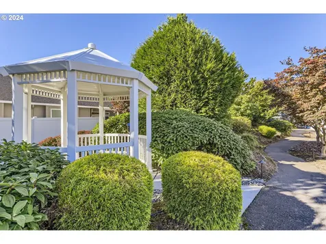 7011 NE 57th Street Vancouver WA 98661