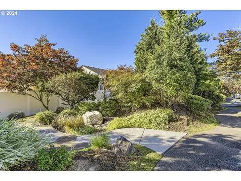 7011 NE 57th Street Vancouver WA 98661
