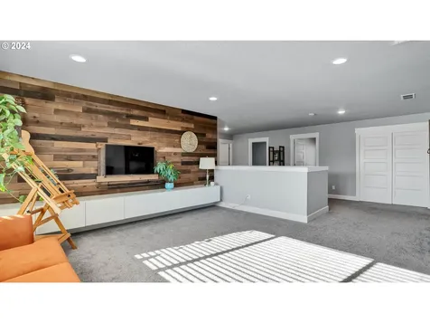 1042 Vista Oaks Drive Forest Grove OR 97116