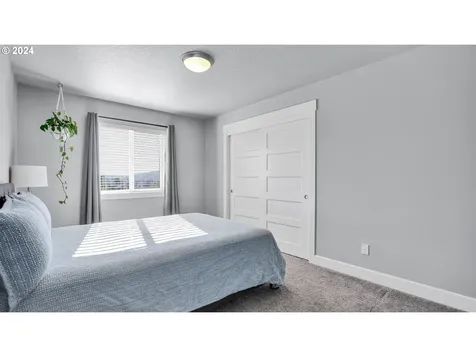 1042 Vista Oaks Drive Forest Grove OR 97116
