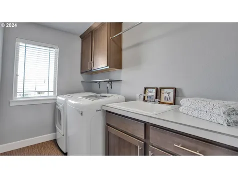 1042 Vista Oaks Drive Forest Grove OR 97116