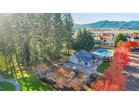 1042 Vista Oaks Drive Forest Grove OR 97116