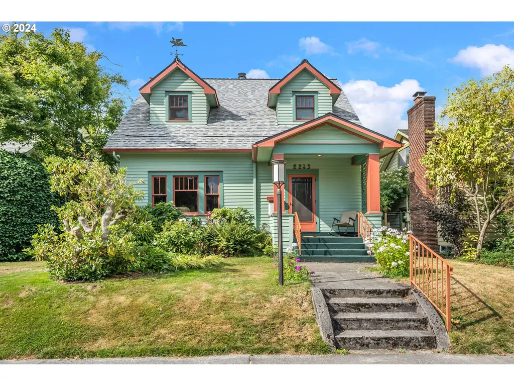 2243 Se Cypress Avenue Portland OR 97214