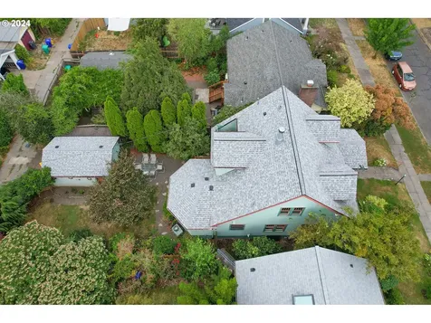 2243 Se Cypress Avenue Portland OR 97214