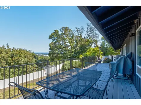 5104 Idaho Street Vancouver WA 98661