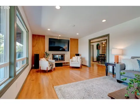 5104 Idaho Street Vancouver WA 98661