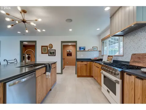 5104 Idaho Street Vancouver WA 98661