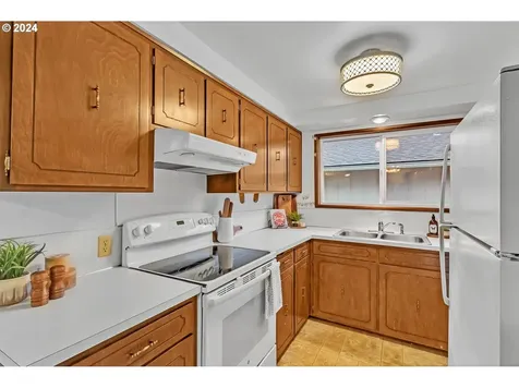 2510 20th Street Springfield OR 97477
