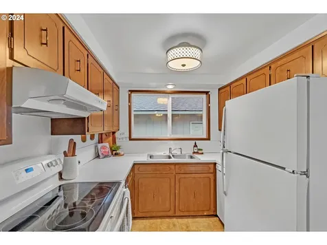 2510 20th Street Springfield OR 97477