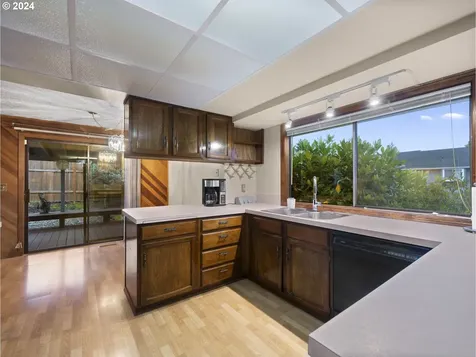 2270 SW Lillyben Court Gresham OR 97080