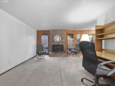 2270 SW Lillyben Court Gresham OR 97080