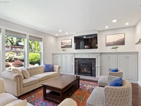 951 N Noble Loop Ridgefield WA 98642