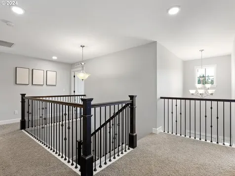 951 N Noble Loop Ridgefield WA 98642