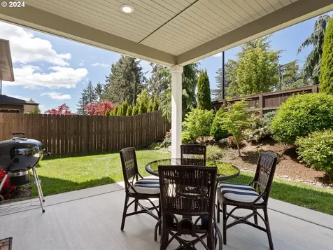 951 N Noble Loop Ridgefield WA 98642