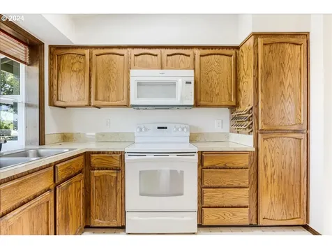3541 N Jones Street Newberg OR 97132