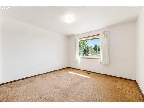 3541 N Jones Street Newberg OR 97132