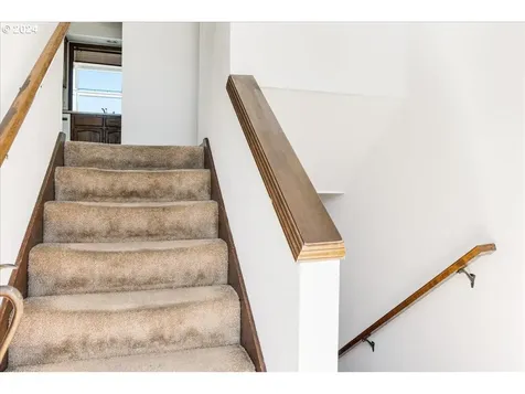 3541 N Jones Street Newberg OR 97132