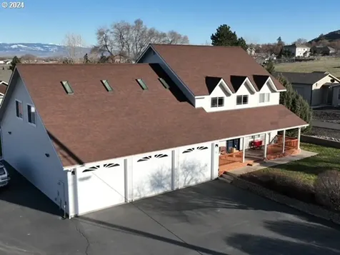 213 S 18th Street La Grande OR 97850