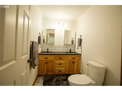 213 S 18th Street La Grande OR 97850