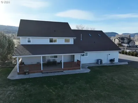 213 S 18th Street La Grande OR 97850