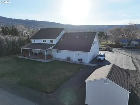 213 S 18th Street La Grande OR 97850