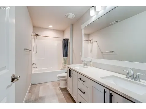 3422 Ne 177th Avenue Vancouver WA 98682