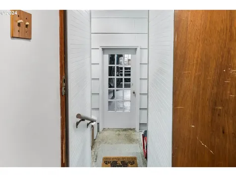 21975 Blaine Road Beaver OR 97108