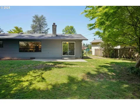 16870 NE Hoyt Street Portland OR 97230