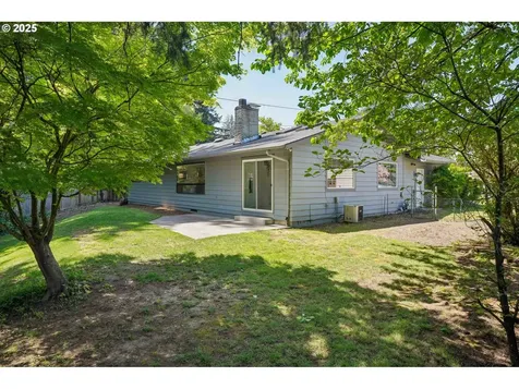 16870 NE Hoyt Street Portland OR 97230