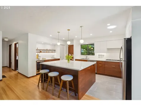 16870 NE Hoyt Street Portland OR 97230