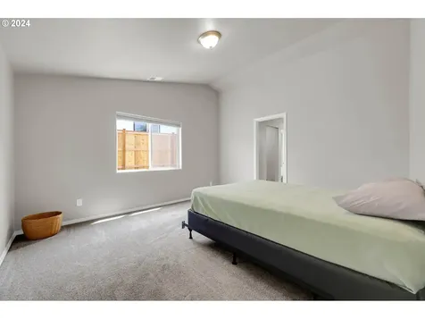 182 Rockcrest Drive Lowell OR 97452