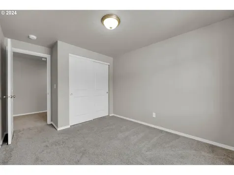182 Rockcrest Drive Lowell OR 97452
