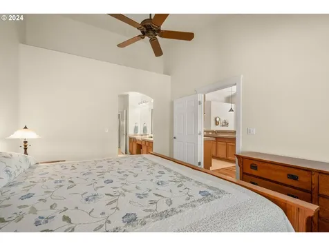 12504 Ne 23rd Avenue Vancouver WA 98686