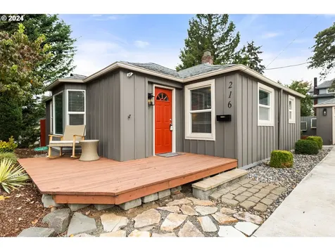 216 E 27th Street Vancouver WA 98663