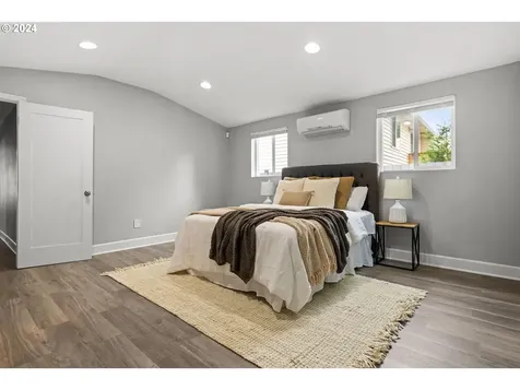 216 E 27th Street Vancouver WA 98663