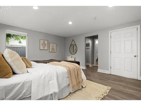 216 E 27th Street Vancouver WA 98663