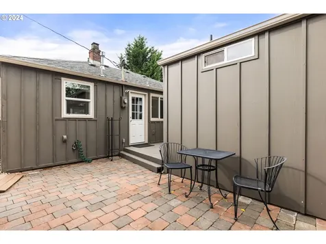 216 E 27th Street Vancouver WA 98663