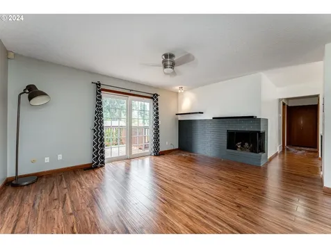 5909 NW Kauffman Avenue Vancouver WA 98663
