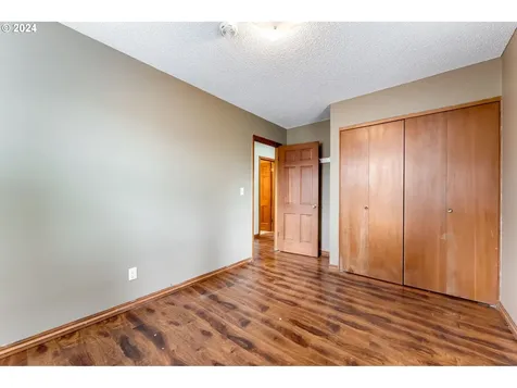 5909 NW Kauffman Avenue Vancouver WA 98663