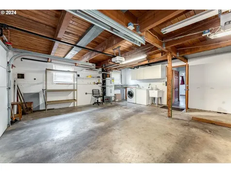 5909 NW Kauffman Avenue Vancouver WA 98663