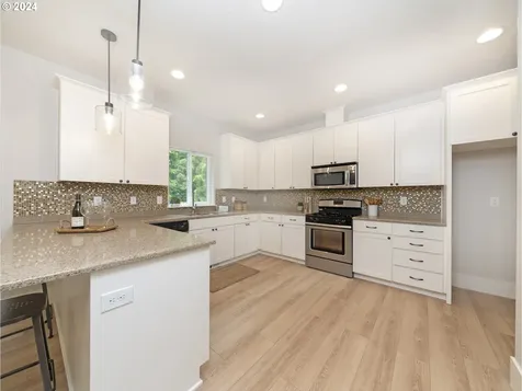 1761 Rose Hedge Court Vernonia OR 97064