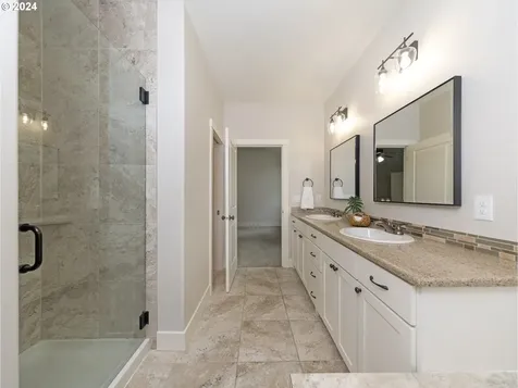 1761 Rose Hedge Court Vernonia OR 97064