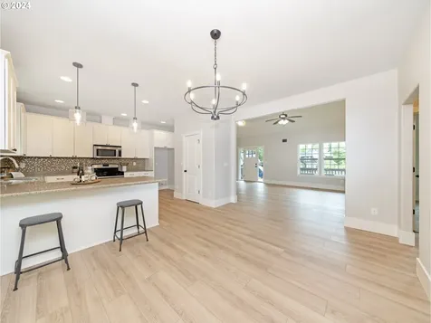 1761 Rose Hedge Court Vernonia OR 97064