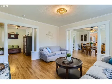 4507 Se 72nd Avenue Portland OR 97206