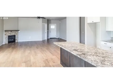 834 Medina Avenue Sutherlin OR 97479